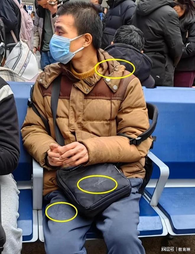 牌食物还是老三样网友：有女朋友了AG真人平台韦东奕换新衣了还是名(图3)